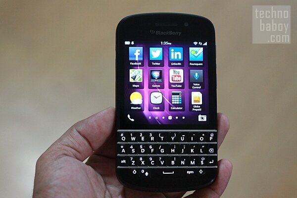 Blackberry Q10 Review Specs Features Price 5736