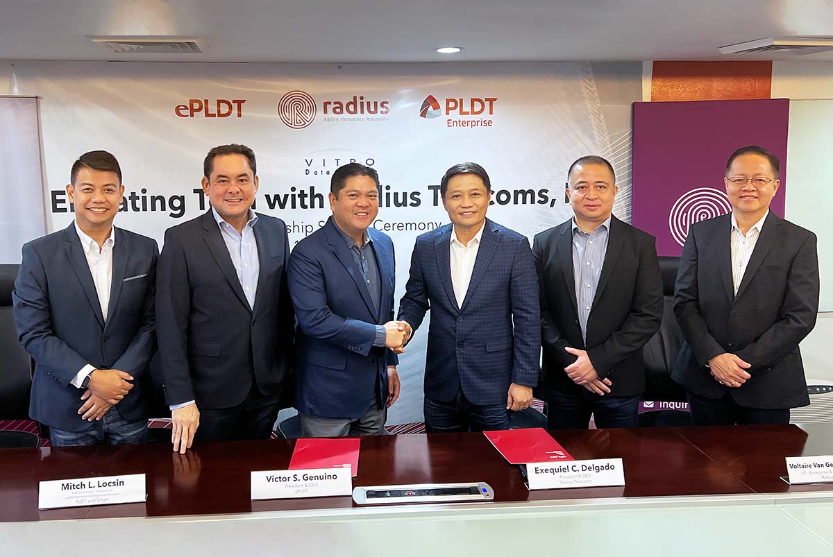 ePLDT, Radius Telecoms executives