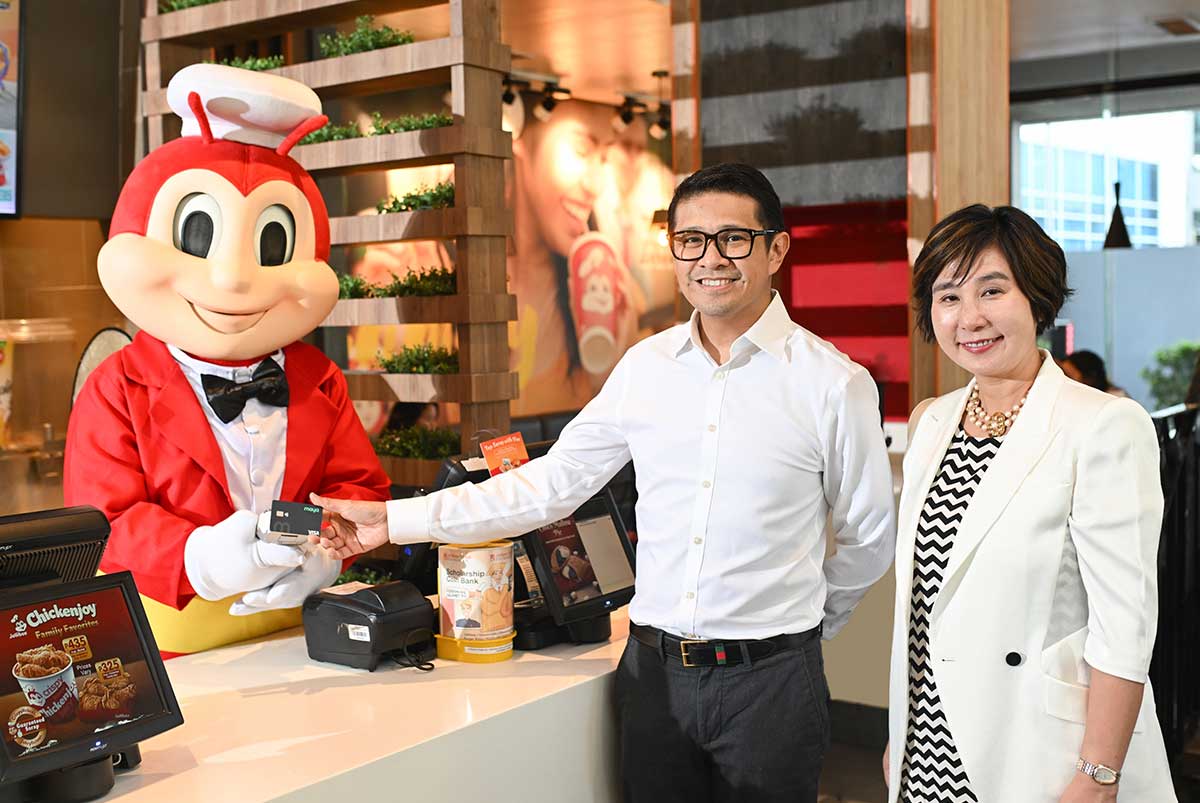 Maya brings Visa card payments to Jollibee in the Philippines