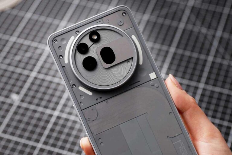 Nothing Phone (3a) Pro