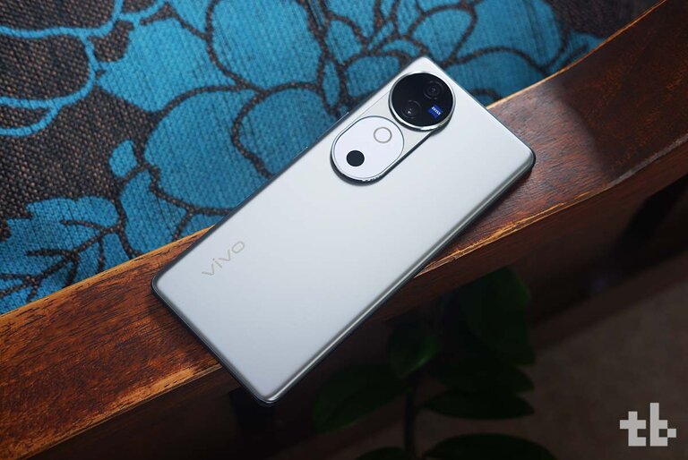 vivo V40 5G