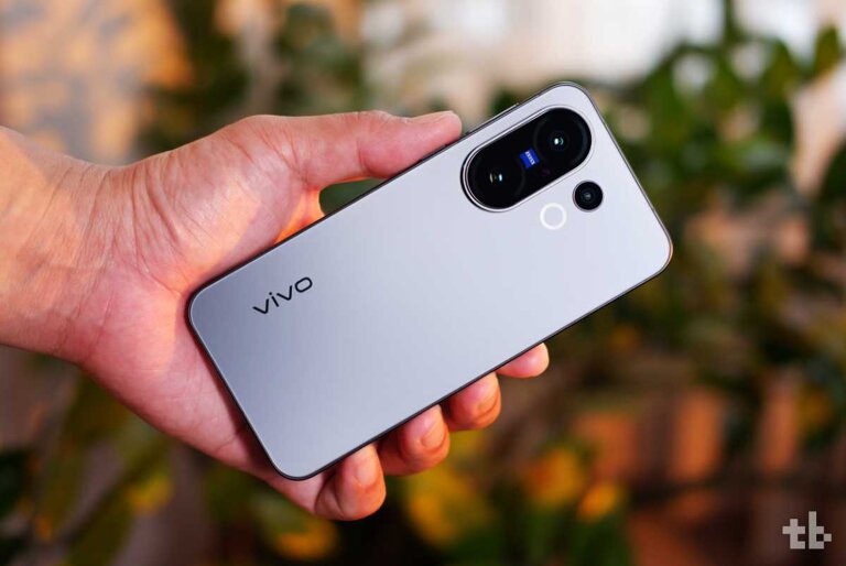 vivo X200 FE